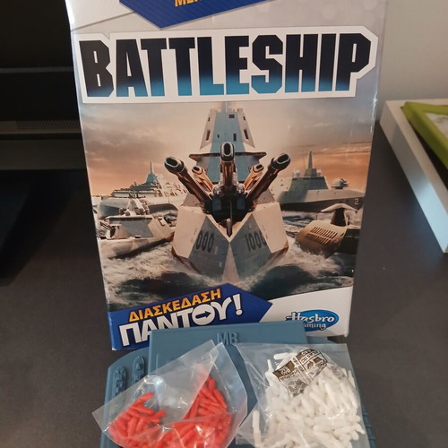 Battleship board game like new, travel edition