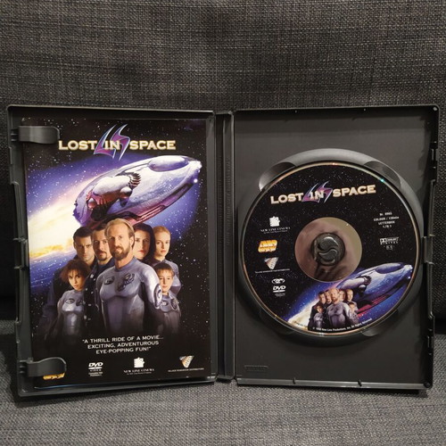Lost in Space DVD used, science fiction, subtitles