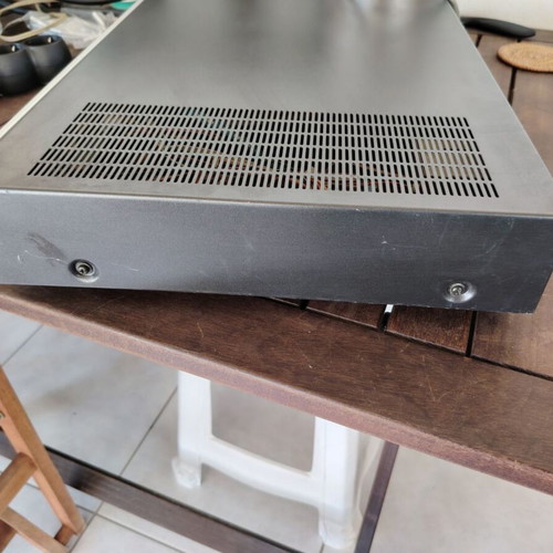 Luxman R-5045 radio amplifier like new