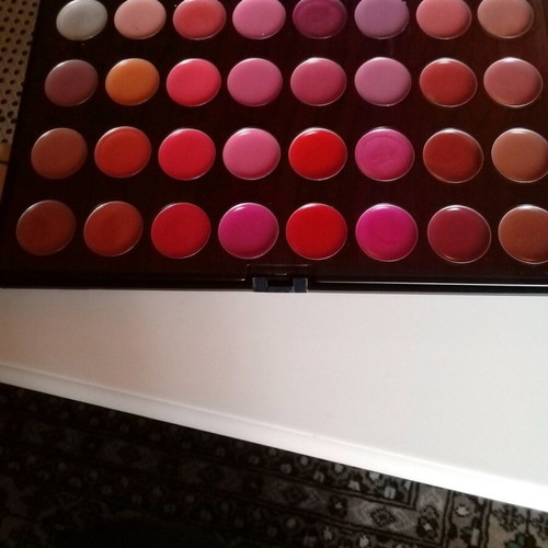 Palette with 32 lipsticks new