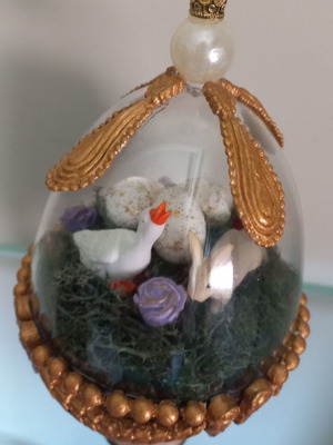 Easter decoration new, plexiglas, height 17 cm