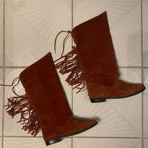 Vintage suede boots with fringes like new, brown