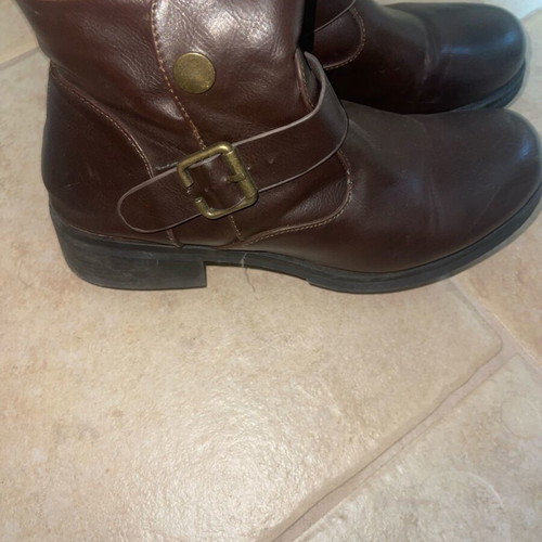 Boots used size 38 brown