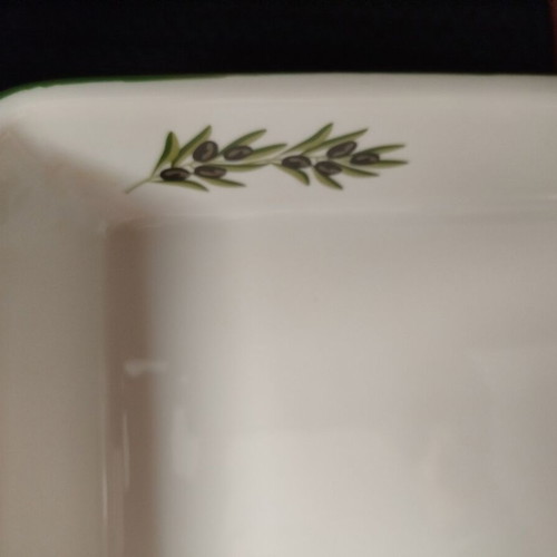 Rectangular ceramic tray like new for baking and serving