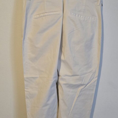 Bershka women's chino pants size 42 like new, white