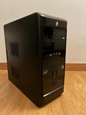 ATX computer case used, no visible marks