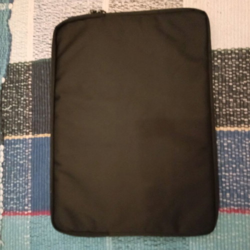 Briefcase like new, width 35cm, height 25cm