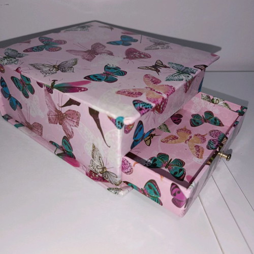 Jewelry box with butterflies for bijou and accessories