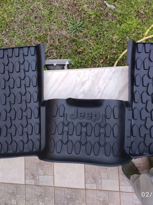 Jeep All-Weather Floor Mats for Jeep Compass 2017-2026 like new