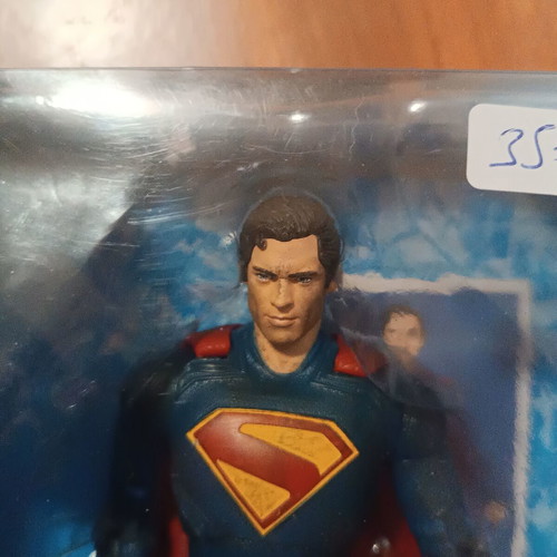 McFarlane Superman Battle Damaged Figure new
