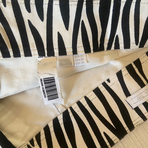 Zara animal print zebra skirt like new, size 34