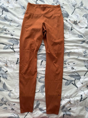 Nike leggings like new, brown, size S