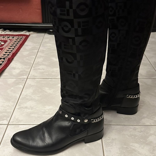 Leather boots like new, black, size 39