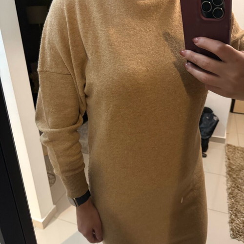 Wool dress used, oversized knit camel color, one size