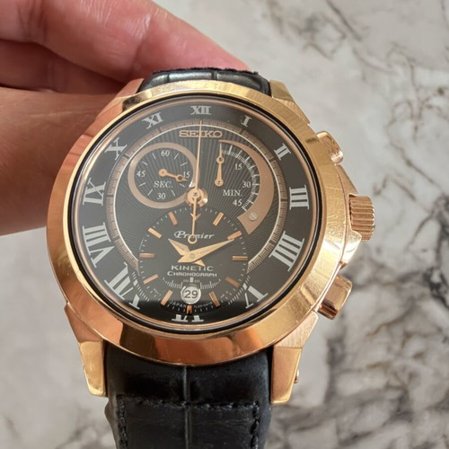 Seiko Premier Kinetic Chronograph SNL044P1 watch