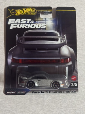 Hot Wheels Premium Porsche 911 Carrera RS sealed