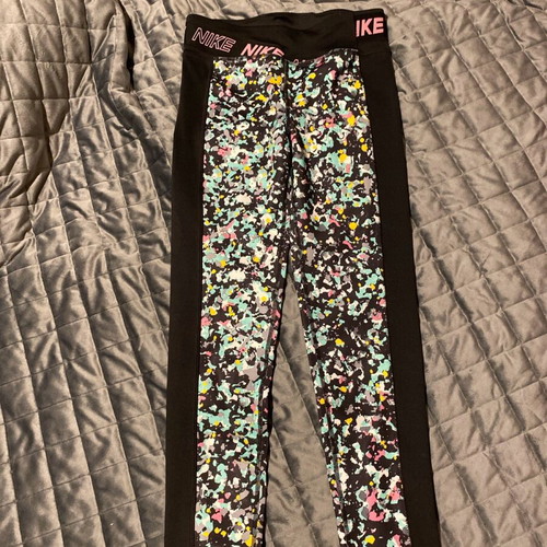 Nike kids leggings like new, size for 12 years