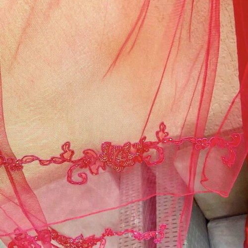 Formal dress red, like new, size M with embroidery