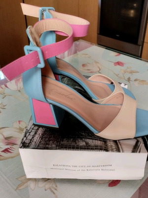 Sandals like new, blue, beige, pink, size 36, 7 cm heel