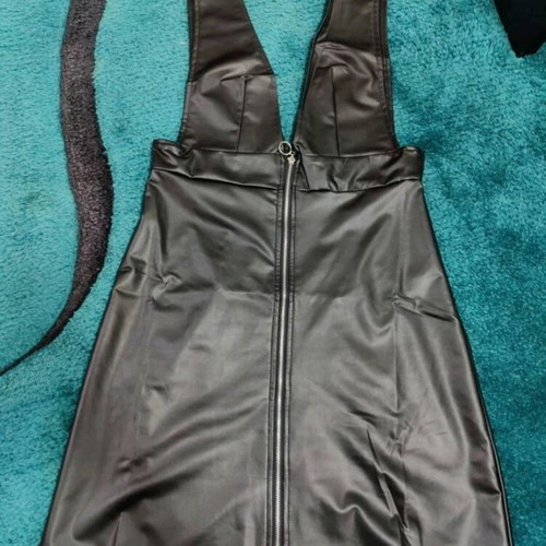 Leather dress small with zipper in excellent condition