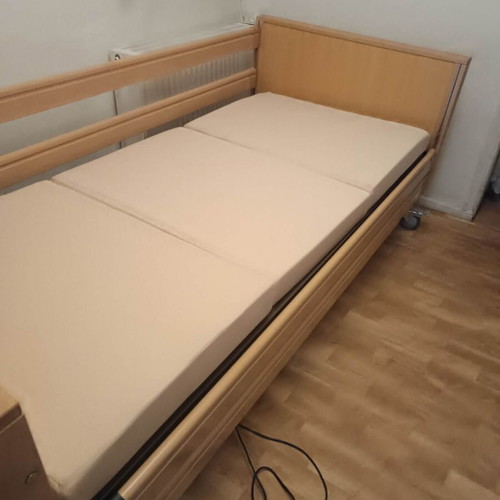Electric hospital bed Libra like new