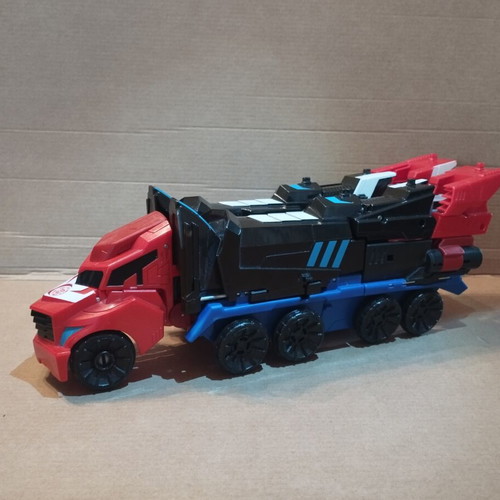 Optimus Prime Transformers Hasbro Robot 28 cm like new