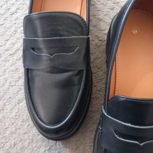 Loafers women's shoes size 36 black like new