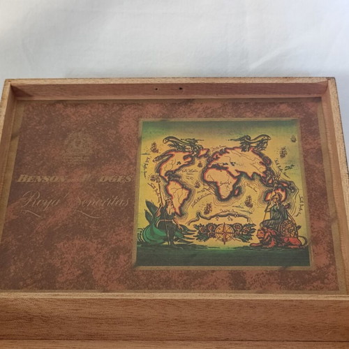 Benson & Hedges Royal Señoritas cigar box used, wooden, 1950s