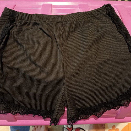 Shein Black Ribbed Shorts like new, size S