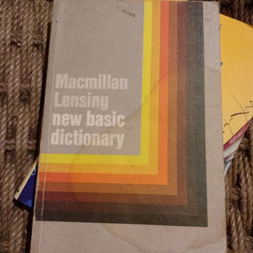 Macmillan Lensing New Basic Dictionary used