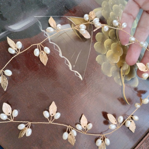 Handmade wedding hair comb gold color with white pearls new