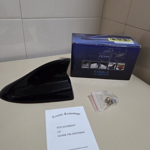 Ramble Technology Shark Fin Car Roof Antenna new