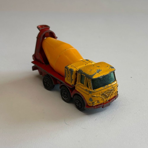 Matchbox Superfast Lesney 1973 No 21 Foden Concrete Truck used