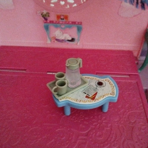 Barbie castle used from The princess and the rock star movie with figures