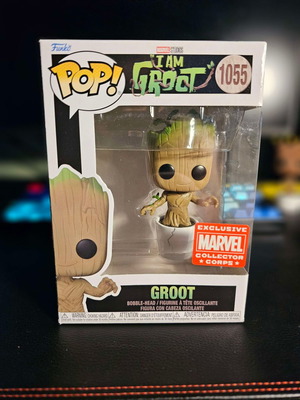 Funko Pop Groot #1055 new Marvel Collector Corps