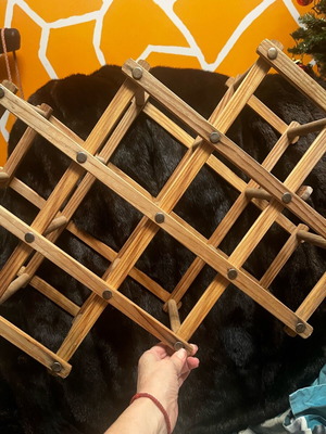 Wooden wine rack for eight bottles like new, natural color