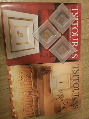 Tsitouras ashtrays like new, collectible with books and catalog