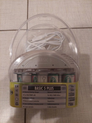 Ansmann Basic 5 Plus desktop charger like new