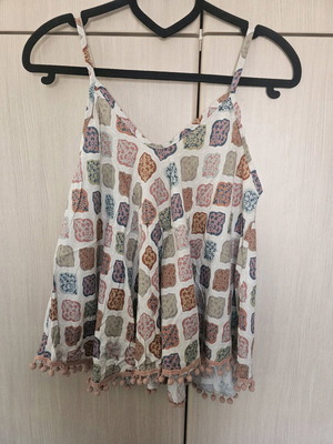 Summer airy blouse like new, one size, orange tassels