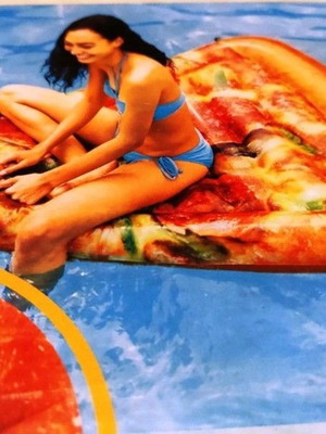 Pizza beach float new 1.75x1.45m with connectors and repair kit