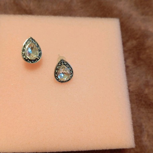 Teardrop stud earrings with rhinestones new, gift steel heart dangle earrings