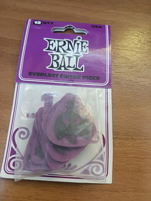 Ernie Ball guitar picks set of 12 new, purple 1mm