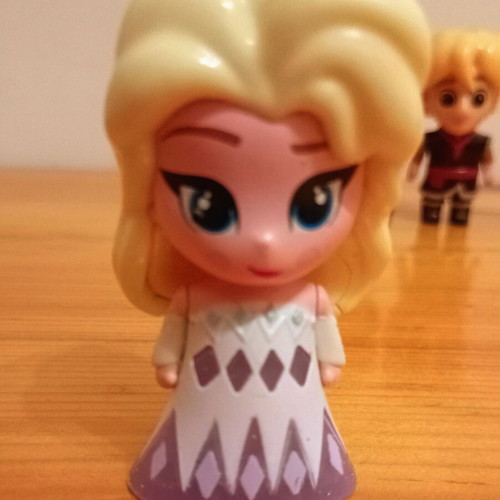 Frozen mini figures set of 6, like new, Disney characters