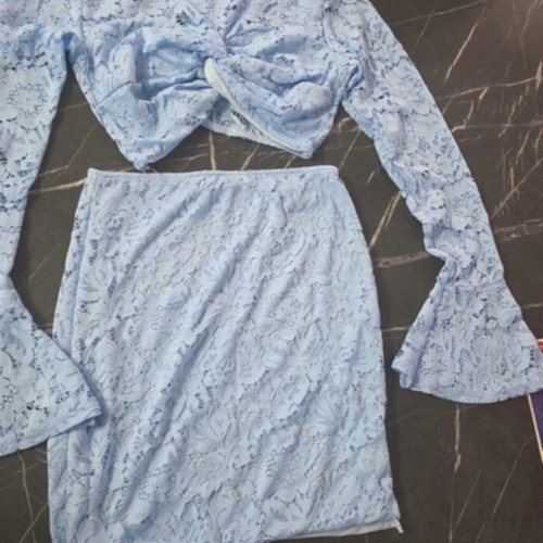 Set like new, blue