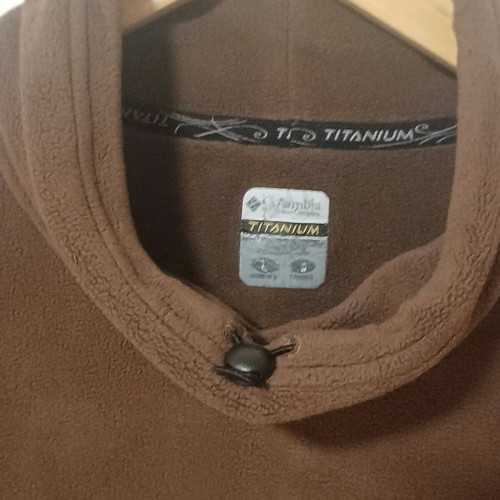 Columbia women's fleece brown sweatshirt like new