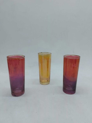 Σετ 3 vintage χρωματιστά ποτήρια λικέρ μεταχειρισμένα με ελάττωμα