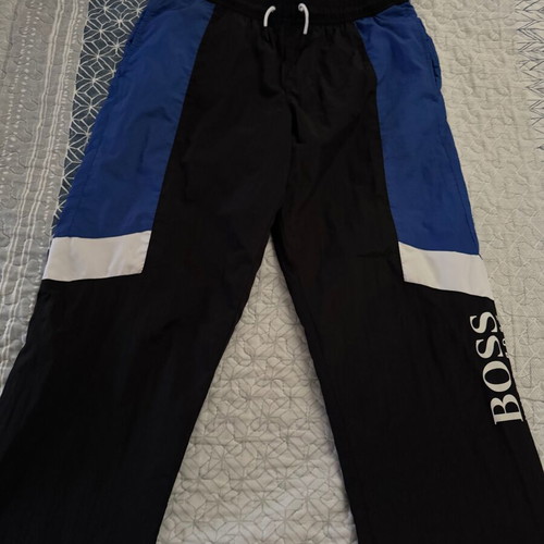 Hugo Boss sweatpants like new, size Small, unisex, black and blue
