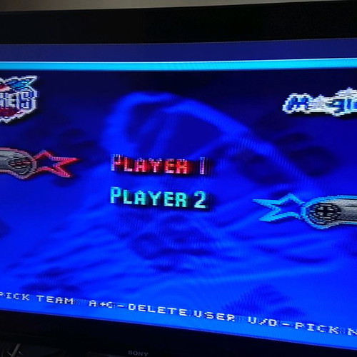 Sega Mega Drive II used console with two controllers and NBA LIVE 96