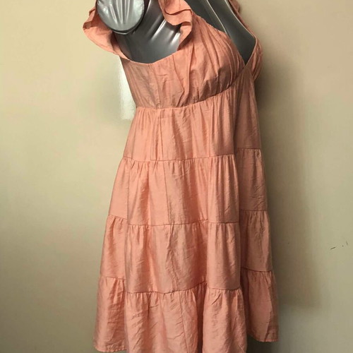 Mine dress like new, size S/M
