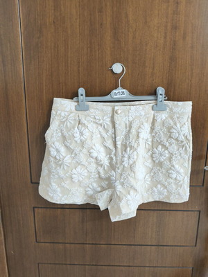 High-Waisted Floral Embossed Shorts new, beige, XXL